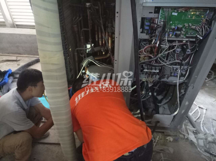 LG中央空調維修1.jpg LG中央空調維修1.jpg