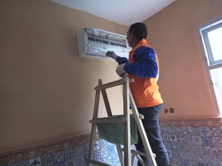 P61129-154625.jpg P61129-154625.jpg